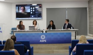 Pilar Carbajo, subdirectora de Ordenación Profesional del Ministerio de Sanidad, aborda en la Comisión de RRHH de ASPE el aumento en el número de plazas universitarias de Medicina y formación especializada