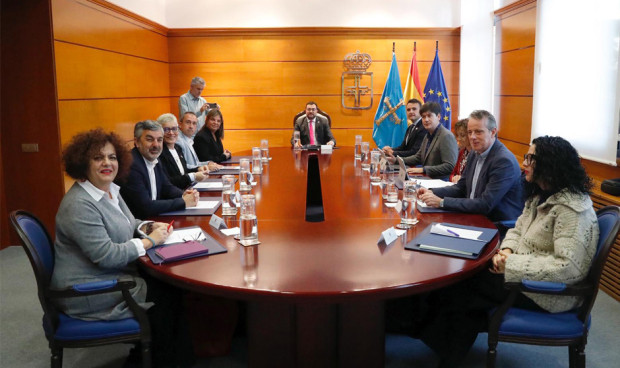 El Consejo de Gobierno de Asturias aprueba el plan de ayudas para la compra de gafas y lentillas. 