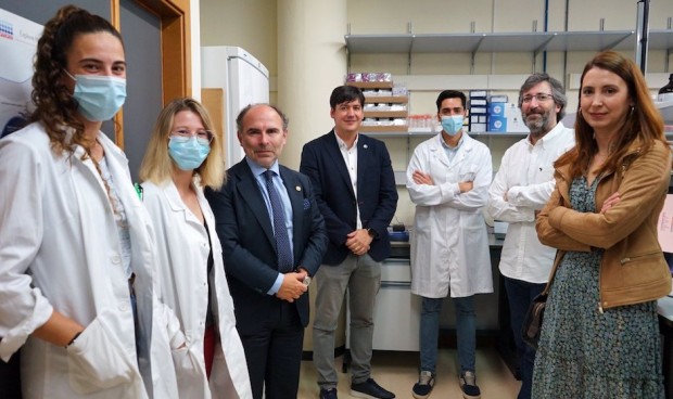 Asturias financia la compra de equipos para la investigación oncológica