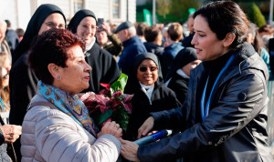 Ayuso abandona en ambulancia la misa de la Almudena