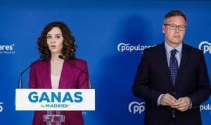 Ayuso augura un "gran futuro político" para Escudero tras pactar su salida