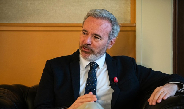 El presidente del Gobierno de Aragón y candidato a la reelección por el Partido Popular, Jorge Azcón, fía la victoria a su legado sanitario