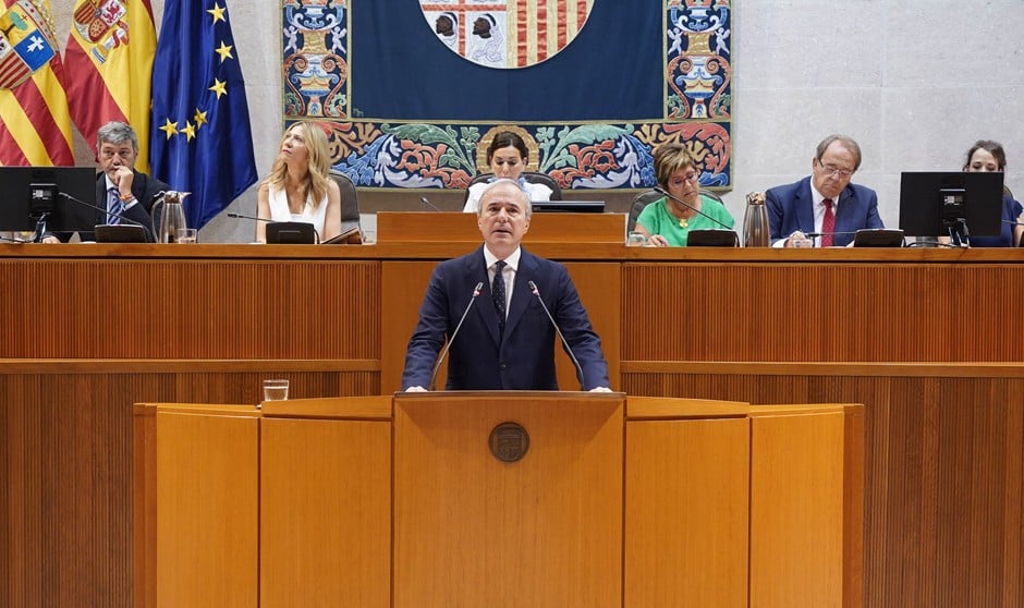 Azcón presenta su proyecto político en sanidad para Aragón