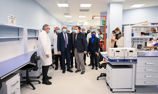 El consejero Balcells inaugura la nueva área de laboratorios del Instituto de Investigación Sanitaria Pere Virgili de Reus