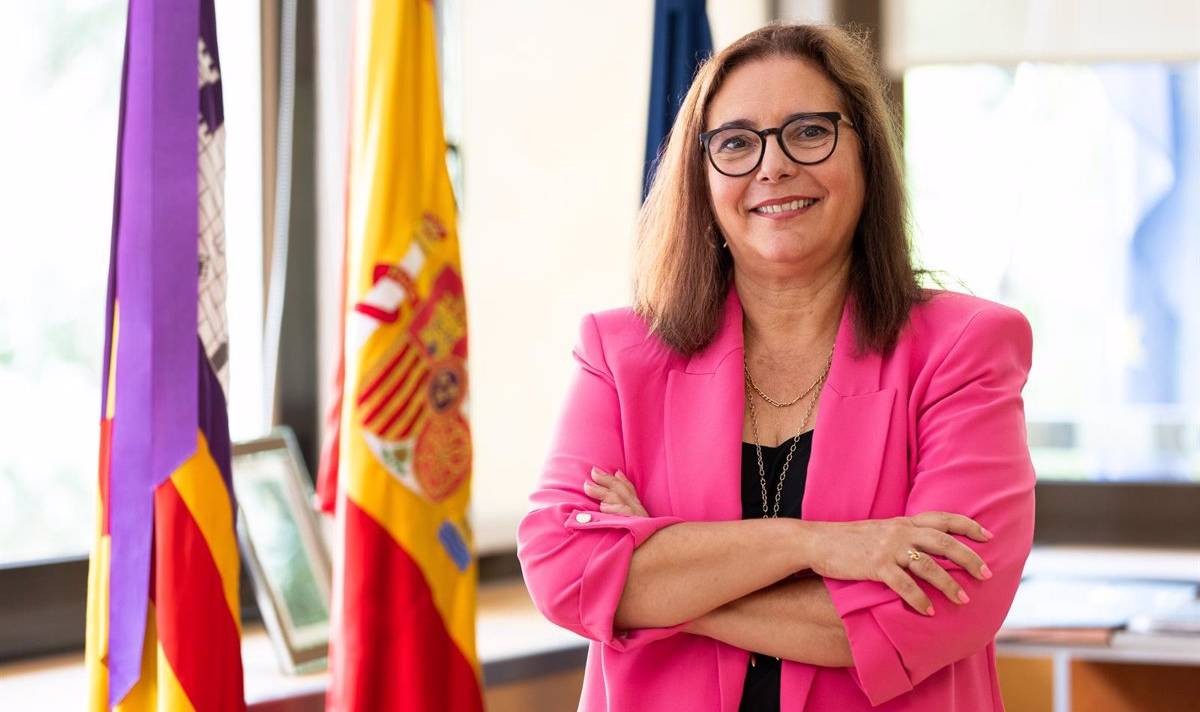 Baleares urge a Mónica García elaborar un registro nacional de sanitarios