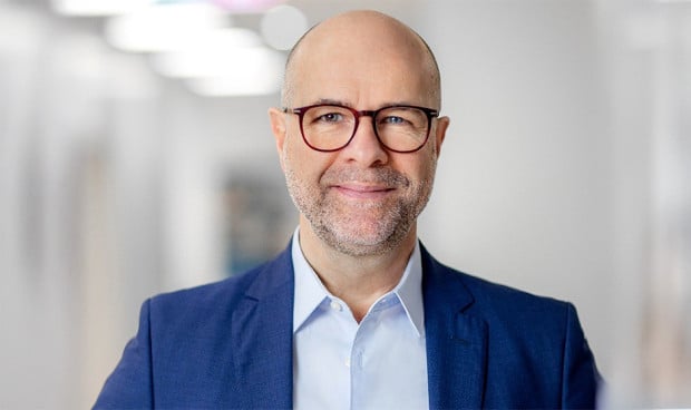 Bayer reduce el cociente albúmina-creatinina en orina en adultos con ERC