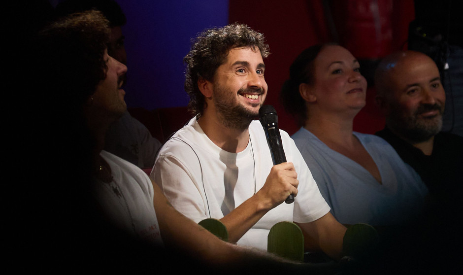 Sergio Bezos alaba a los profesionales sanitarios del Hospital La Paz.