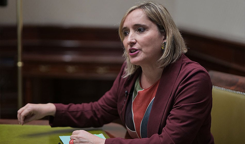 Sumar, cuya portavoz sanitaria es Alda Recas, lleva al Congreso la atención sanitaria a personas intersexuales
