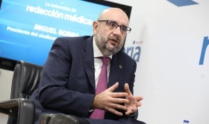 Borra: "Los políticos no están a la altura de los profesionales sanitarios"