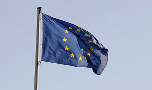 Bruselas da cinco años para actualizar etiquetas de productos sanitarios
