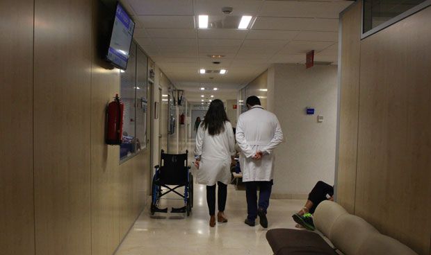 Buscar razones al suicidio de un médico: un estudio identifica 3 patrones