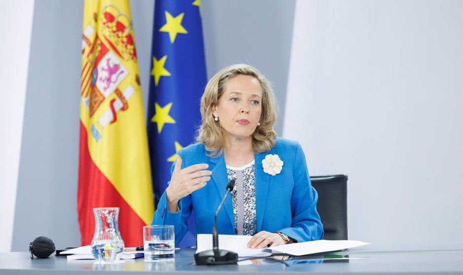 La ministra de Asuntos Económicos, Nadia Calviño, comparece en Moncloa tras la reunión del Consejo de Ministros. 