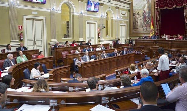 Canarias pide al Gobierno que regule el uso del cannabis