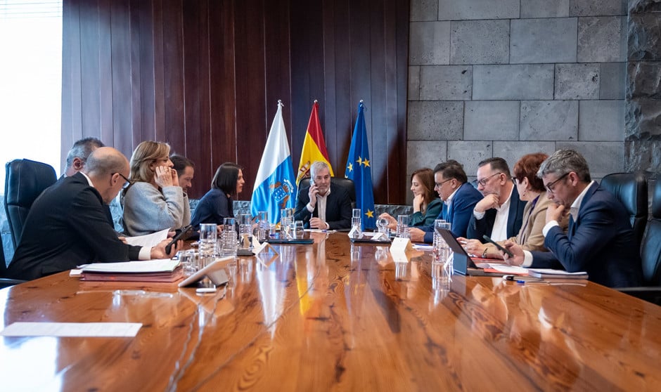 El Gobierno de Canarias reclama al Estado 40 millones de euros para el sobrecoste de la atención sanitaria
