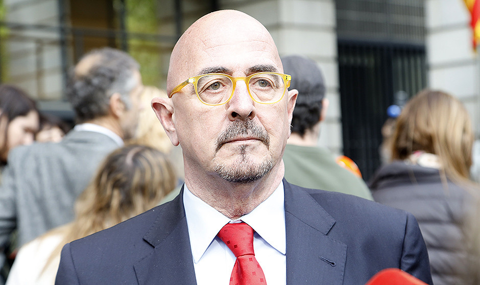 César Pascual, consejero de Salud de Cantabria, reafirma su compromiso con el cribado colorrectal