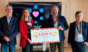 Cardiva dona 3.000 euros a la Fundación Menudos Corazones
