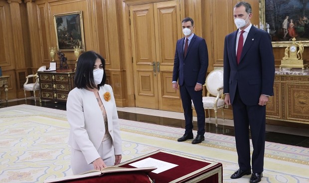 Carolina Darias promete su cargo como ministra de Sanidad ante el Rey