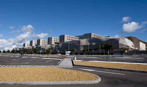 Cartagena garantiza la visita al especialista con sus dos hospitales