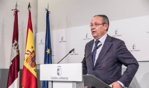 El consejero de Hacienda de Castilla-La Mancha, Juan Alfonso Ruiz, pone fecha a la subida de sueldo en sanidad. 