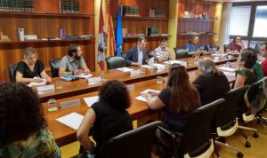 Castilla y León aborda la asistencia sanitaria a inmigrantes sin recursos 
