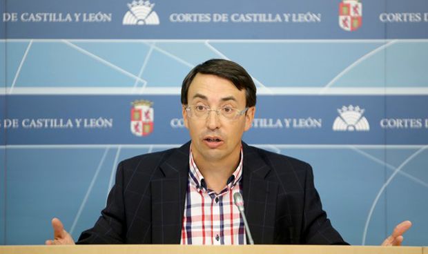 Castilla y León aprueba la inclusión de pacientes en los Consejos de Salud