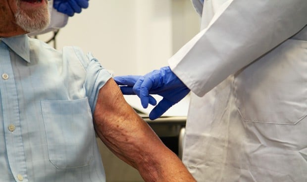 Castilla y León autoriza el gasto para la vacunación de la meningitis B