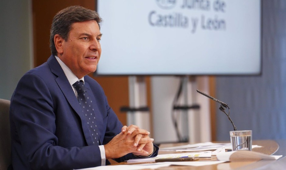 Castilla y León relaja restricciones covid y permite fumar en terrazas