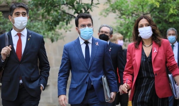 Cataluña abonará en noviembre la paga extra de 2014 a todos sus sanitarios