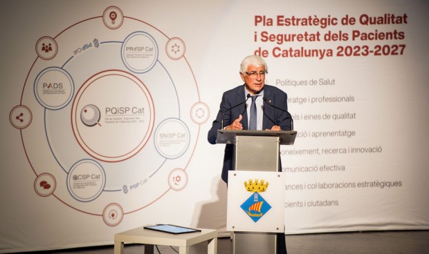 Manel Balcells, conseller de Salut de Cataluña, presenta un plan de calidad asistencial