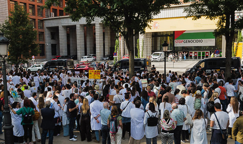 Causas del 'médicos vs. Sanidad' que acabó en huelga: jornada, guardias...