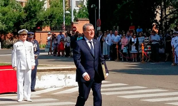 Celaya, condecorado con el premio Caballero Laureado de San Fernando