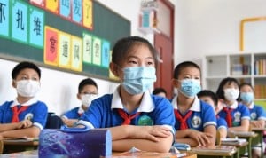 Los niños son los principales afectados del brote de neumonía china.