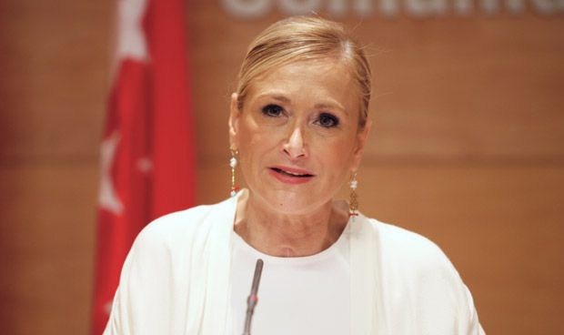 Cifuentes: "Es falso que se esté haciendo ninguna privatización sanitaria"