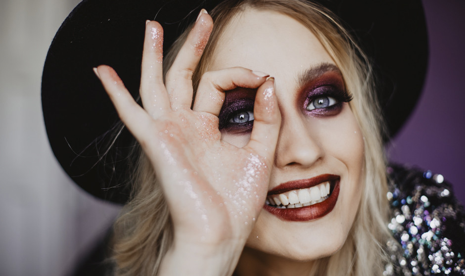 Cinco consejos para cuidar la salud visual con un disfraz de Halloween