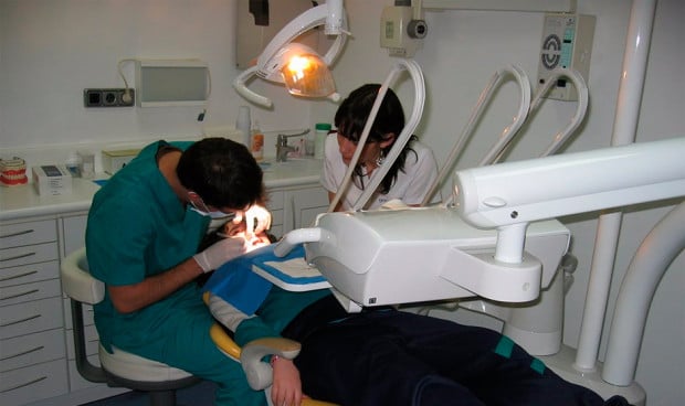 Cinco FP sanitarias pueden garantizar salarios de más de 30.000 euros anuales