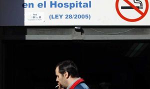 Cinco hospitales catalanes reciben el 'nivel oro' por ser espacios sin humo