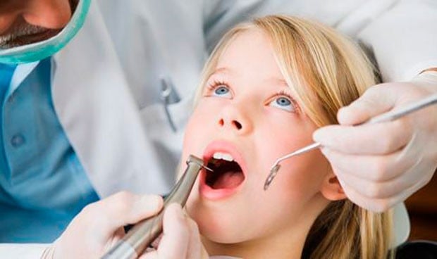 Cinco países donde un dentista español puede llegar a triplicar su salario