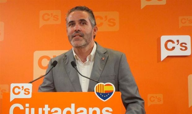 Ciudadanos lleva al Parlament las carencias de la hemodiálisis en Cataluña