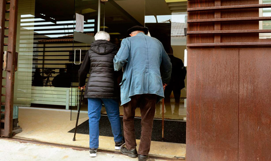 la DMAE es la principal causa de ceguera en mayores de 65 años