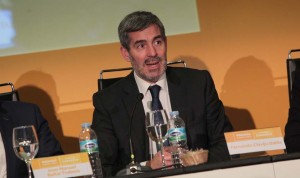 Fernando Clavijo afirma que Coalición Canaria está dispuesta a apoyar a Sánchez de cara a la investidura para que no dependa del "sí" de Junts.