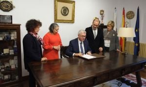 Cofares impulsa la formación práctica para alumnos de Farmacia en Santiago