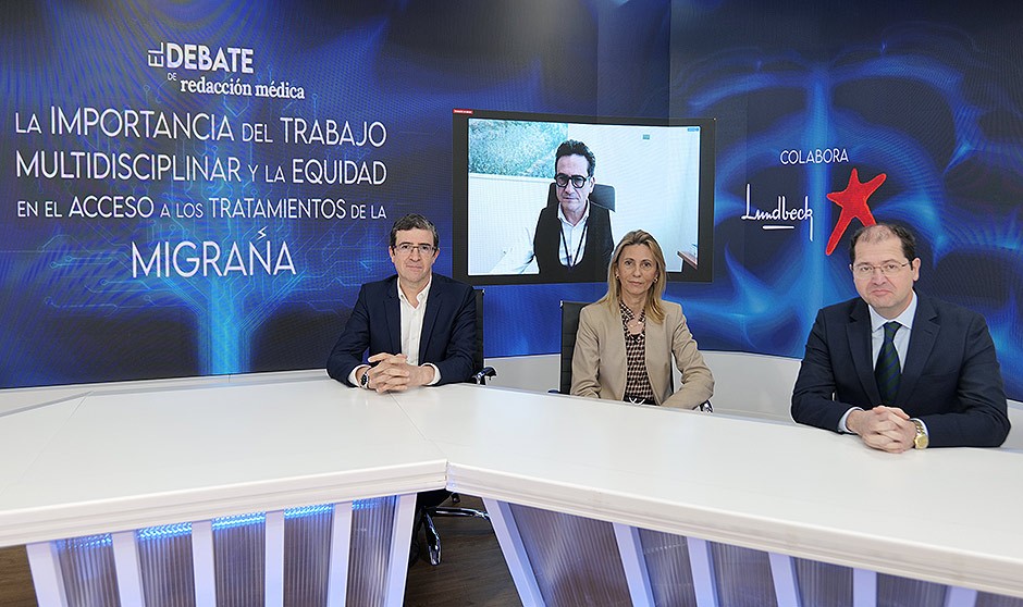 Félix Rubial, gerente del Área Sanitaria de Ourense, Inmaculada Martín (Aemice); Pablo Irimia (SEN) y José Luis Poveda (SEFH)