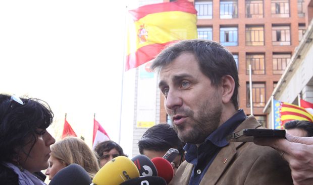 Comín se ofrece como interlocutor con Podemos para el referéndum unilateral