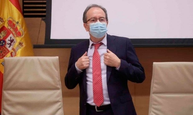 Comisión de Farmacia: Transparencia obliga a dar la composición y los temas