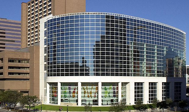 Consiguen regenerar un corazón después de un infarto grave