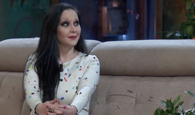 Alaska defiende la 'visión Bosé' del Covid: "Cada uno piensa lo que quiere"