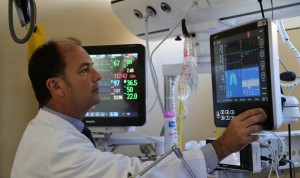 Covid | UCI colapsadas en diciembre: "La tendencia no permite otra fecha"