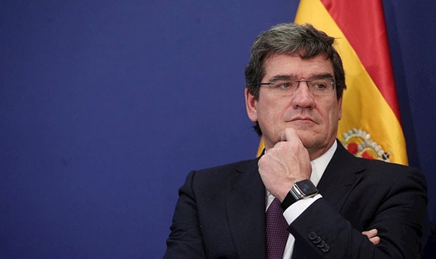 "No me consta un cierre domiciliario inminente para España"