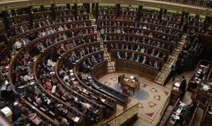 El Congreso respalda el RDL para fichar médicos extracomunitarios o sin MIR