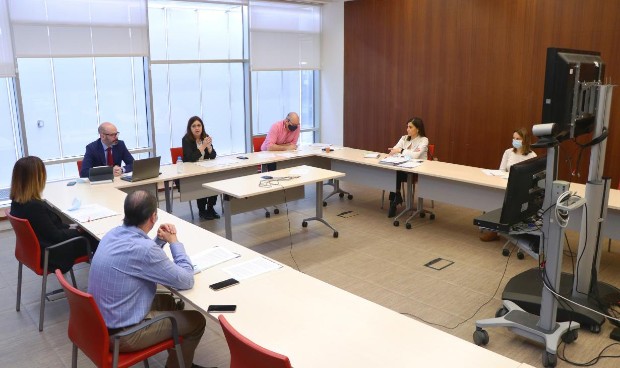 Coronavirus: el Sescam reanuda la OPE 2017-18 y anuncia contratos en verano